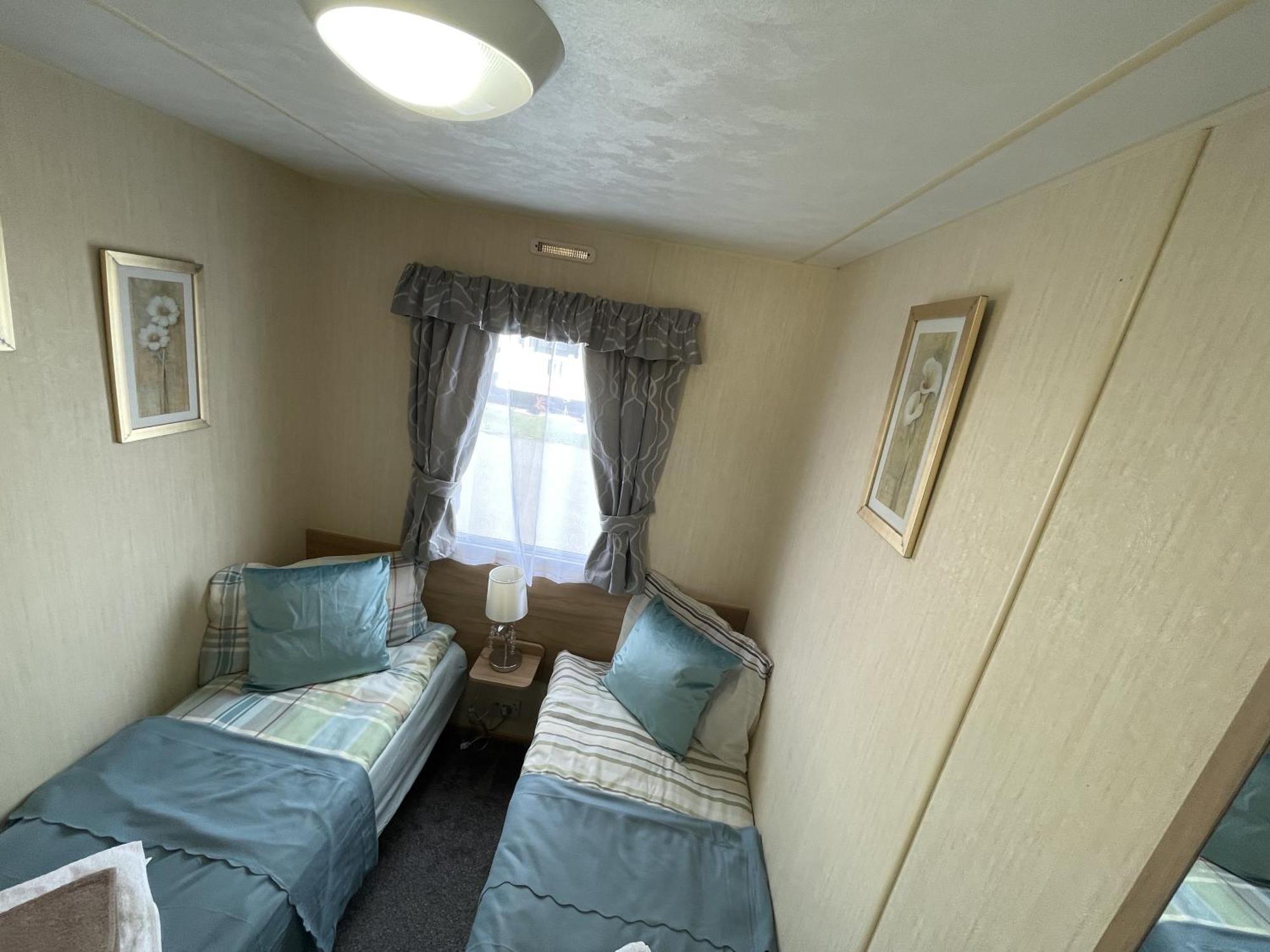 3 Bedroom Caravan, Edi Rita, Robin Hood, Pet Friendly Meliden Экстерьер фото